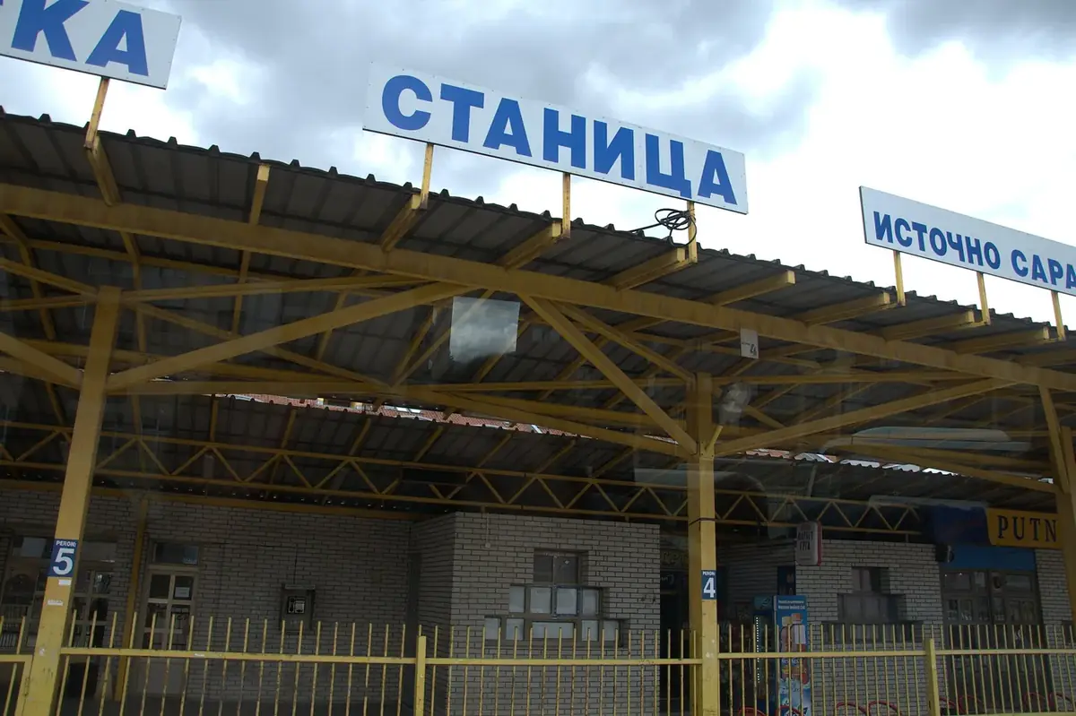 The roof and Cyrillic signs of East Sarajevo bus station