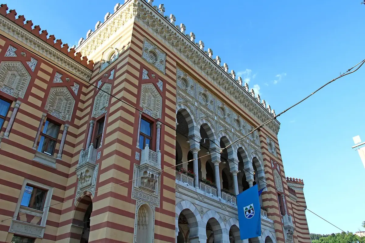 City Hall Sarajevo, Vijećnica, with red and yellow striped walls and Moorish arches